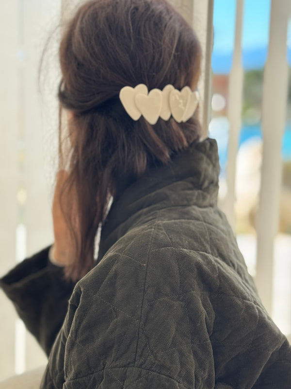 Amour Fou hair clip